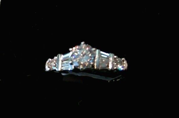 PLATINUM w ..60 CARAT MAJOR DIAMOND ENGAGEMENT RING