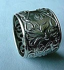 ANTIQUE ART NOUVEAU NAPKIN RING BEAUTIFUL FLORALS