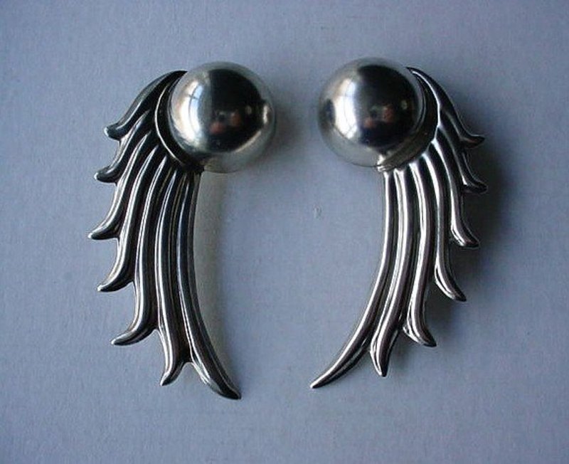 LARGE SIZE LOS BALLESTEROS MEXICAN STERLING EARRINGS
