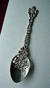 800 SERVING SPOON LION & CROWN DESIGNS MARKED: COPPINI