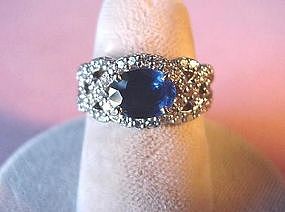 SAPPHIRE RING wMany DIAMONDS in PLAT{a BEAUTY