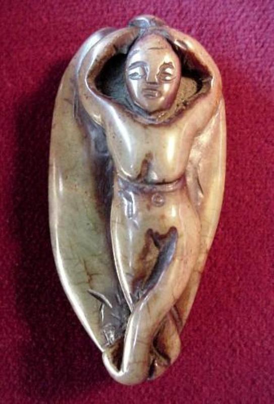 Chinese Nephrite JADE PENDANT {LADY Depicted