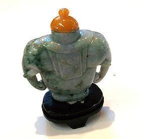 CHINESE CARVED JADE 2 ELEPHANTS SNUFF BOTTLE