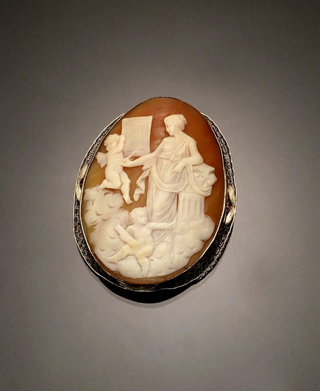 ART DECO 14K CAMEO BROOCH WITH VENUS &amp; 2 ANGELS