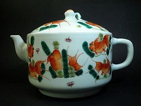 Qing Dynasty – Fine Famille Rose Teapot Tongzhi Period
