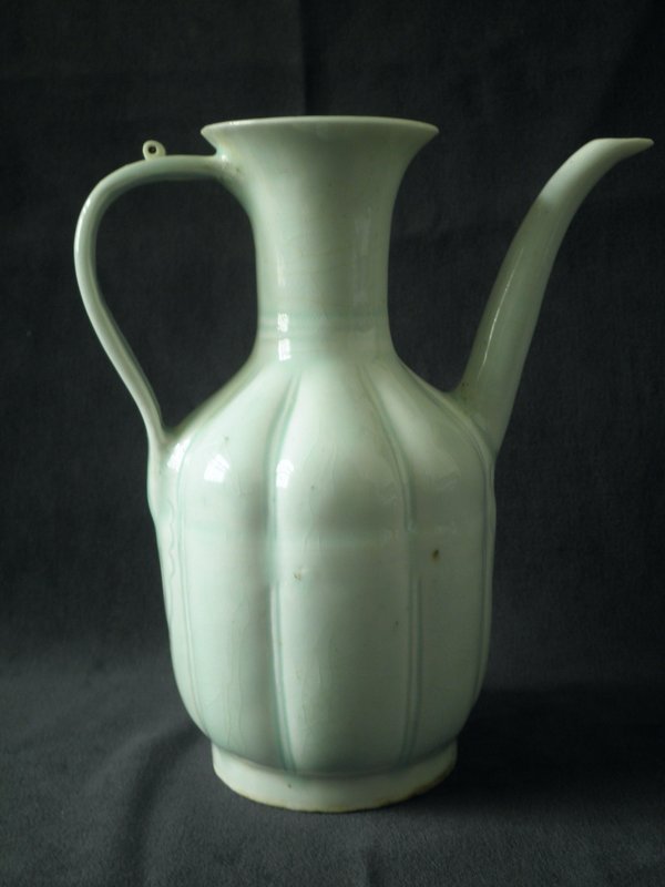 SONG DYANSTY - QINGBAI / YINGQING MELON SHAPED EWER