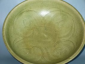 Song Dynasty - Green Glazed Bowl