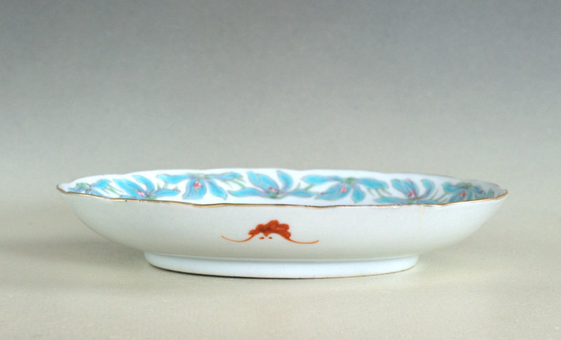 Nice Famille Rose Dish, Jiaqing Mark and Period