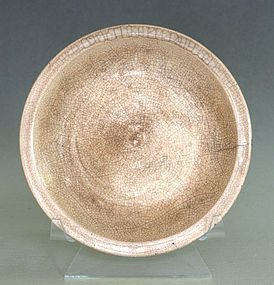 Ge Glazed Dish, Late Ming to Early Qing Period