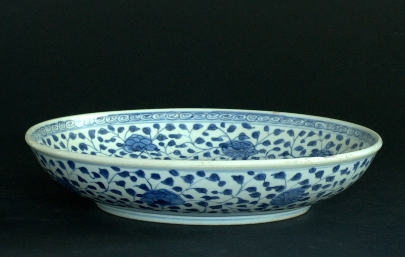 Chinese Blue and White Dish, Mid-Ming Dynasty