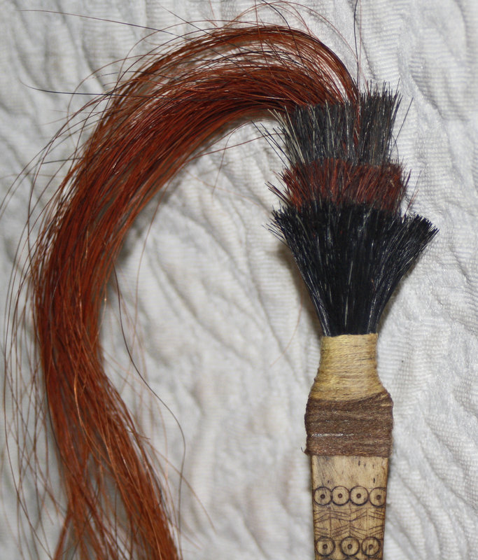 Naga long bone hair pin with stand