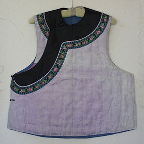 Qing Dynasty woman's informal padded silk vest