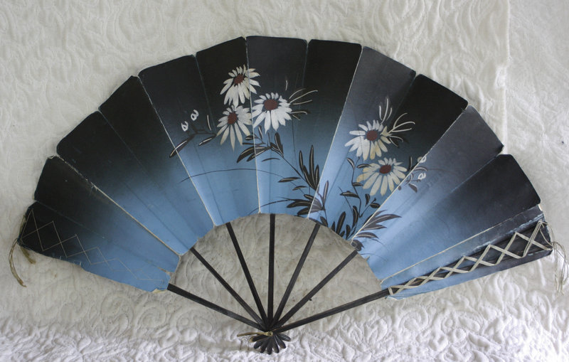 Antique Japanese paper folding  fan early Meiji late Edo
