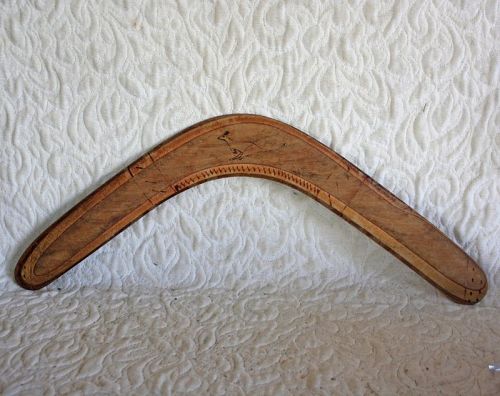 Vintage Australian aboriginal Mulga wood Boomerang