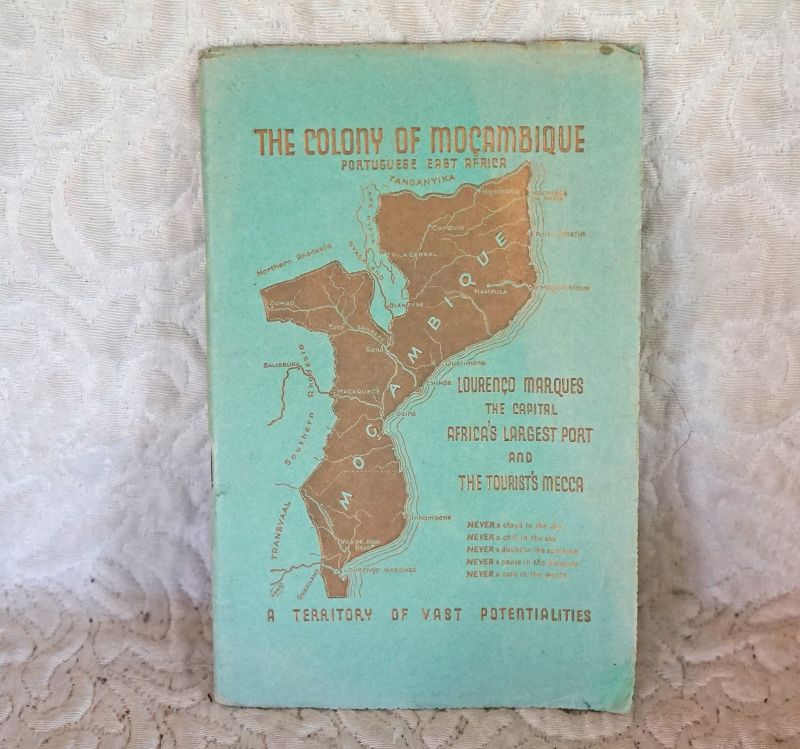Old Tourist Travel Booklet of Mozambique