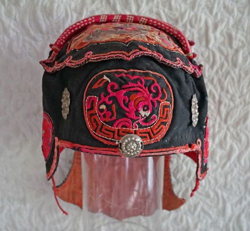 Antique Chinese Yi ethnic minority embroidered child's hat