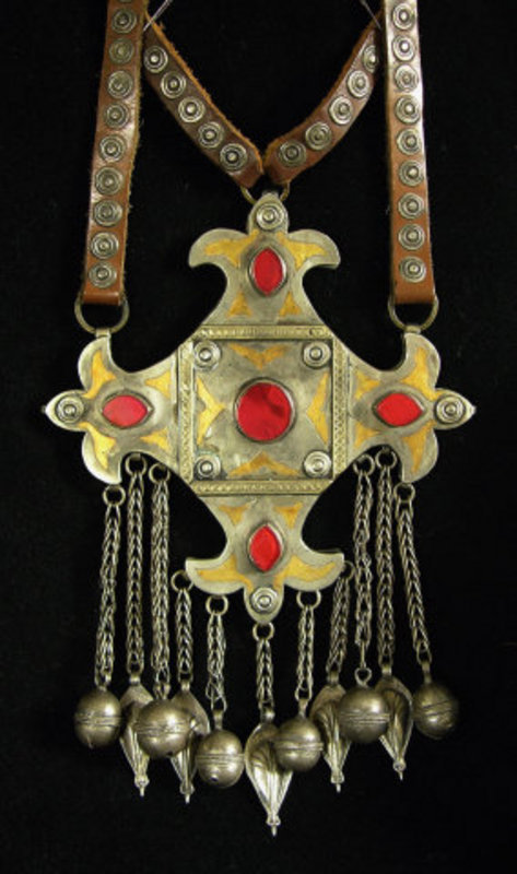 Very large Teke Turkomen pendant necklace