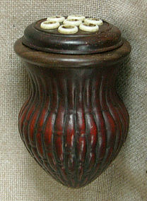 Chinese molded gourd cricket case rosewood lid
