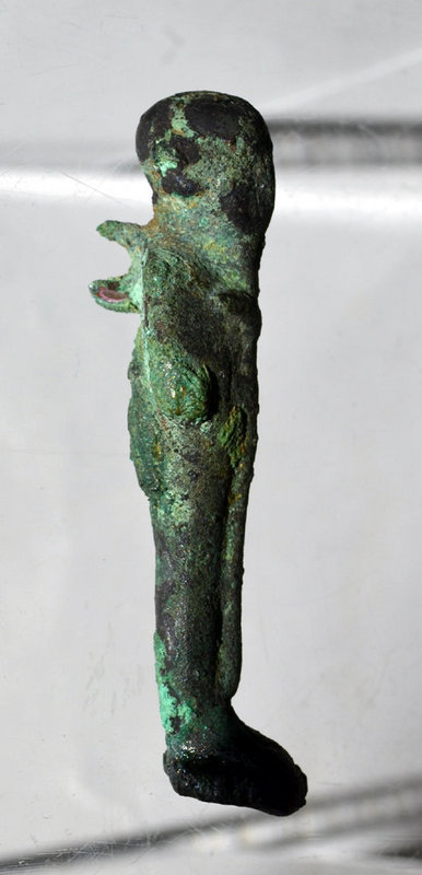 AN ANCIENT EGYPTIAN BRONZE FIGURE OF PTAH