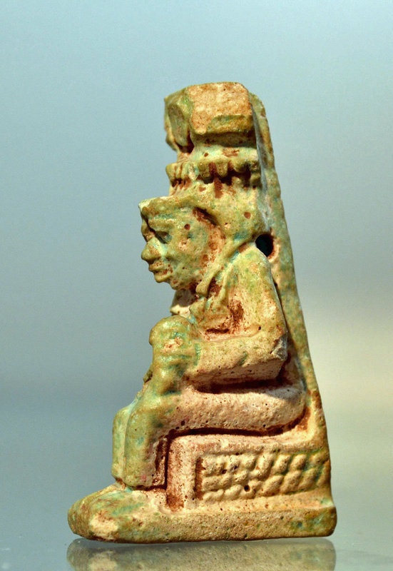 AN ANCIENT EGYPTIAN FAIENCE ISIS HORUS AMULET