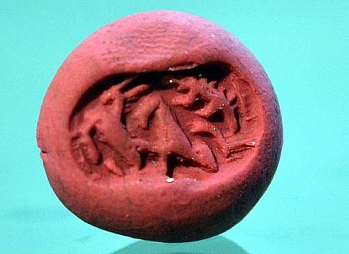 AN ANCIENT EGYPTIAN/CANAANITE STEATITE SCARAB