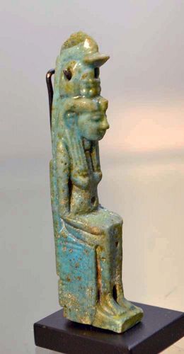 AN ANCIENT EGYPTIAN HATMEHYT AMULET