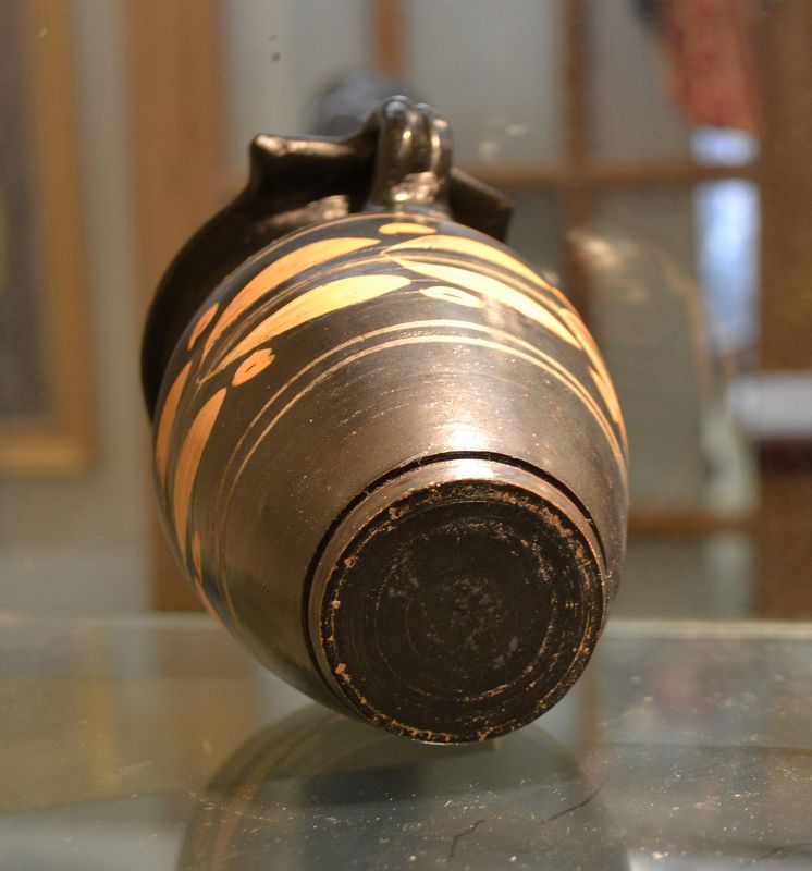 A LARGE ANCIENT GREEK XENON WARE MUG