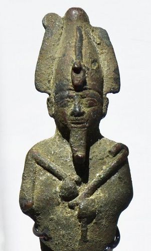 AN ANCIENT EGYPTIAN BRONZE FIGURE OF OSIRIS