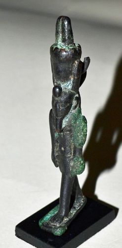 AN ANCIENT EGYPTIAN BRONZE NEFERTUM