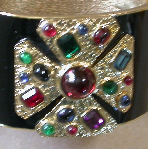 CINER ENAMELED AND JEWELED BRACELET