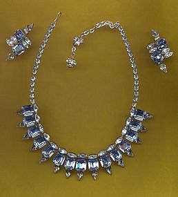 HATTIE CARNEGIE CHOKER AND EARRINGS