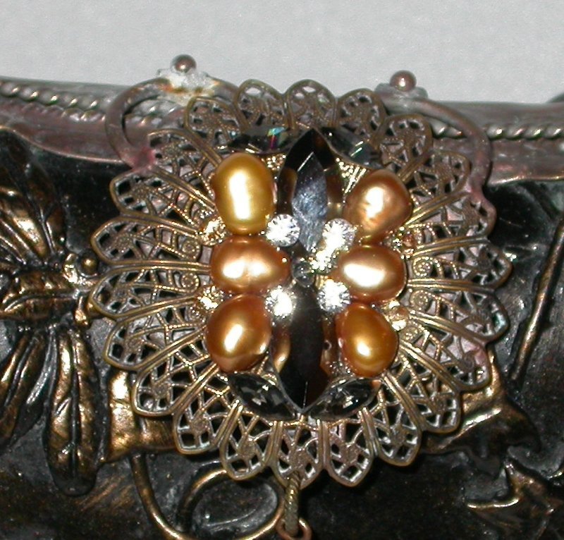 BLACK ORNATE PURSE BY MAYA