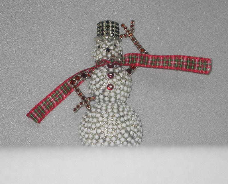 DOROTHY BAUER'S &quot;SNOW  PERSON&quot; BROOCH
