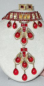 DE LILLO RED AND GOLD PENDANT NECKLACE AND EARRINGS