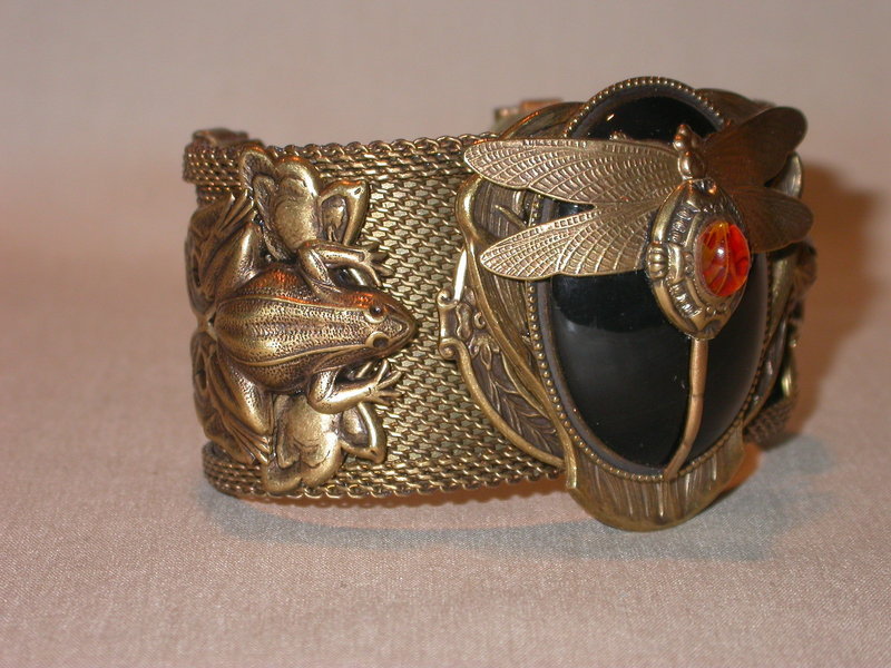 PATRICE AMBER AND ONYX CUFF BRACELET