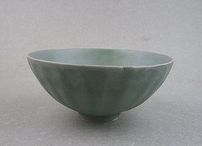 A Good Southern Song Longquan Celadon Lotus Bowl