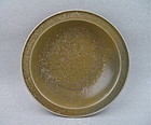 Southern Song Longquan Celadon Dish (Diameter: 22.5cm)