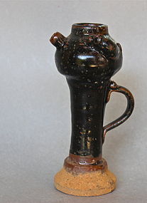 AN ELEGANT SHAPE OF SONG DYNASTY BLACK GLAZE OIL LAMP WITH A MOUSE