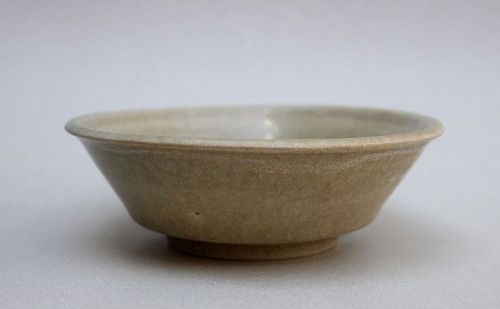 A Southern Song Longquan Guan Type Celadon Washer