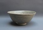 A FUJIAN WARE CELADON BOWL WITH INCISED DESIGN