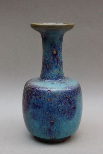 A RARE SONG DYNASTY JUN WARE MALLET SHAPED VASE