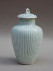 A BEAUTY OF SOUTHERN SONG QINGBAI JAR WITH ORIGINAL LID