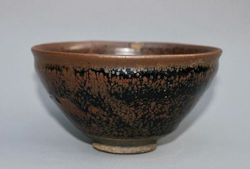 A RARE SOUTHERN SONG JIAN WARE TENMOKU WITH OIL SPOTS PATTERN