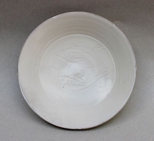 DEFINITELY RARE DING WARE DISH WITH TWIN FISH (NORTHERN SONG)