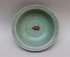A SOUTHERN SONG LONGQUAN CELADON DISH WITH BISCUIT TURTLE