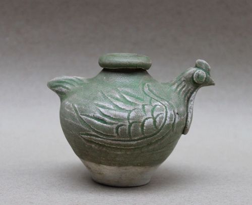 A RARE CELADON JARLET WITH FIGURINE OF THE CHICKEN