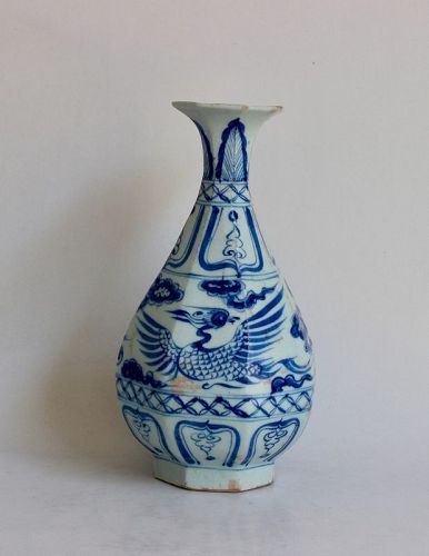 A BLUE AND WHITE YUHUCHUNPING WITH PHOENIX'S (YUAN DYNASTY)