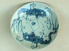 Swatow Blue & White Dish With A Pair Dragons