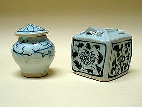 Rare Two Yuan Dynasty B/W Small Objects