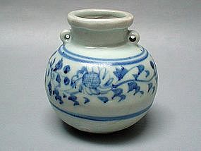 A FINE YUAN B/W SMALL JAR